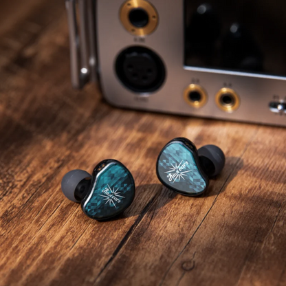 Kiwi Ears Stardust Hybrid IEM - 1DD+4BA Drivers